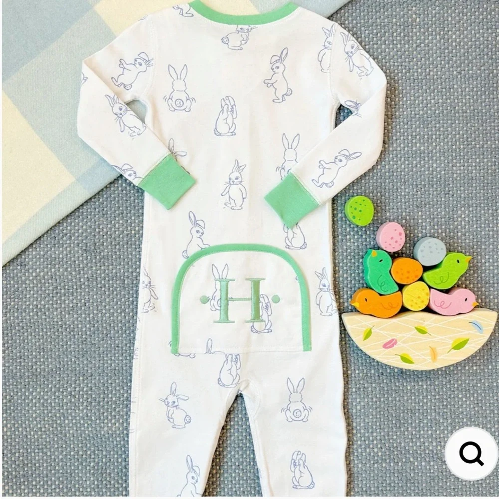 NWT The Beaufort Bonnet Company Footed Sleeper Boardwalk Bunny 18-24‎